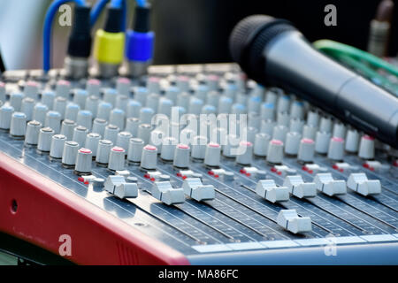 Close-up sound recording Audio Mixer Stockfoto