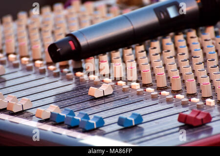 Close-up sound recording Audio Mixer Stockfoto