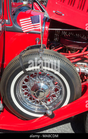 Auto Show in Ft. Weiß, Florida. Angepasste 1930 Studebaker Erskine mit 327 Kubikzoll Motor.. Stockfoto