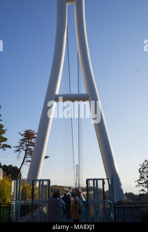 Skywalk Brücke in Mishima Japan Stockfoto