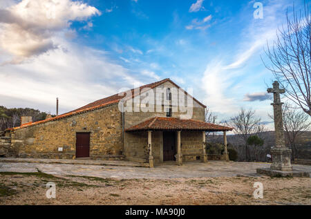 In Robledo de Chavela, XVI-XVII Jahrhundert Kirche Stockfoto