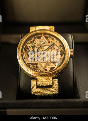 Vintage skeleton Watch mit David Stern in schwarzem Leder Box Stockfoto