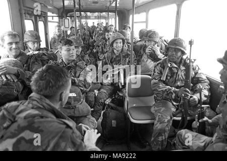 Base der US Air Force in Rhein-Main (Frankfurt, Deutschland), September 1983, die jährliche Übung 'Reforger" (Rückkehr der Kräfte für Deutschland) Zeiten und Wege zu überwachen Verstärkungen direkt aus den USA, um im Falle eines Konflikts zu senden. Stockfoto