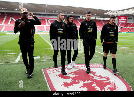 Wolverhampton Wanderers 'Leo Bonatini (Zweite links), Ruben Vinagre (Zweite links), Rafa Mir (Zweiter von rechts) und Ruben Neves (rechts) vor dem Himmel Wette WM-Spiel im Riverside Stadium, Middlesbrough. Stockfoto