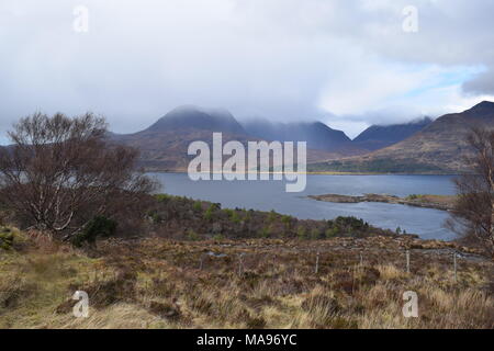 "Ww2 See Defense Batterie'' Cove in der Nähe von aultbea Ross und Cromarty Schottische Highlands gairloch tournaig ''''Loch Ewe". Stockfoto