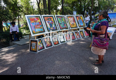 Kunst verkauft in der Plaza San Jacinto im San Angel Nachbarschaft von Mexiko-Stadt, Mexiko Stockfoto