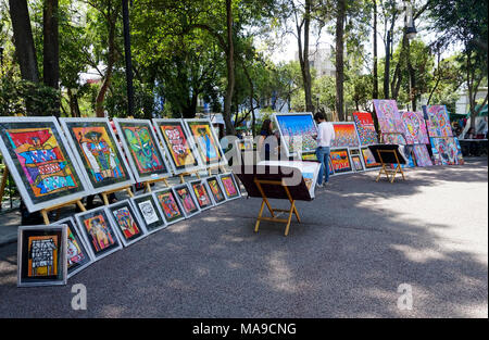 Kunst verkauft in der Plaza San Jacinto im San Angel Nachbarschaft von Mexiko-Stadt, Mexiko Stockfoto