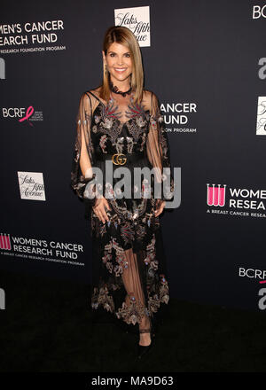 Die Women's Cancer Research Fund Gastgeber einen unvergesslichen Abend" im Beverly Wilshire Hotel mit: Lori Loughlin Wo: Los Angeles, Kalifornien, Vereinigte Staaten, wenn: 27 Feb 2018 Credit: Brian/WENN.com Stockfoto