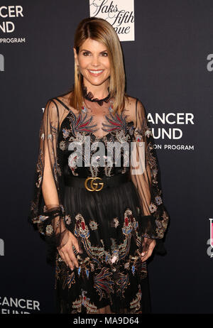 Die Women's Cancer Research Fund Gastgeber einen unvergesslichen Abend" im Beverly Wilshire Hotel mit: Lori Loughlin Wo: Los Angeles, Kalifornien, Vereinigte Staaten, wenn: 27 Feb 2018 Credit: Brian/WENN.com Stockfoto