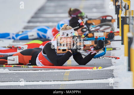 Lenzerheide, Schweiz, 31. März 2018. Larina Fravi während Sprint der Frauen Konkurrenz an den Schweizer Meisterschaften Biathlon Stockfoto