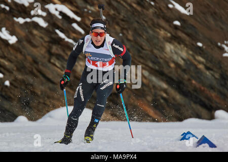 Lenzerheide, Schweiz, 31. März 2018. Joscha Burkhalter während der Männer Sprint Wettbewerb im Schweizer Biathlon Meisterschaften Stockfoto