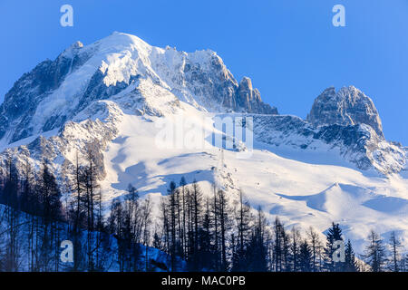 Grand Montets Skigebiet über das Skigebiet Argentiere in den Französischen Alpen Stockfoto