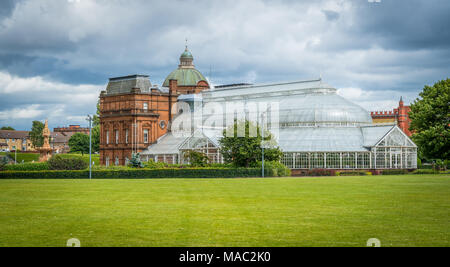 Die People's Palace & Wintergarten in Glasgow, Schottland. Stockfoto