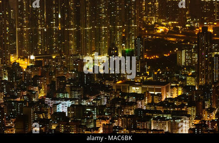 Skyline von Downtown in der Dämmerung, Hongkong, China Stockfoto