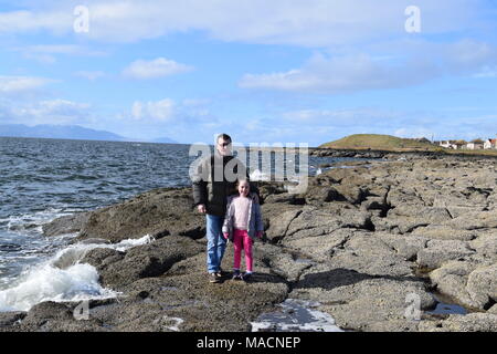 "Außenpool troon promenade Ayrshire, Schottland troon ''''''Isle of Arran ''Scotland'' Ayrshire'. Stockfoto