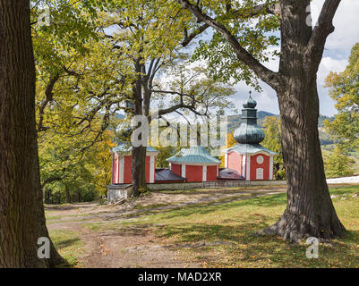 Untere Kirche der barocken Kalvarienberg in Banska Stiavnica, Slowakei. Es war 1744 - 1751. Stockfoto