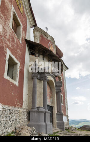 Obere Kirche der barocken Kalvarienberg in Banska Stiavnica, Slowakei. Es war 1744 - 1751. Stockfoto