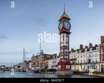 Die Jubilee Clock Tower an der Promenade von Weymouth in Dorset, England, UK. Im Jahr 1887 baute die Goldenen Jubiläum der Queen Victoria zu markieren. Stockfoto