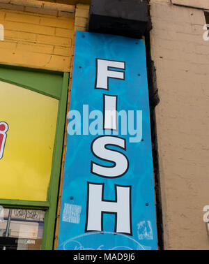 Fish Shop anmelden Stockfoto