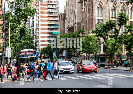 Buenos Aires Argentinien,Recoleta,University School of Engineering Facultad de Ingenieria de la Universidad de Buenos Aires,Kreuzung,Straßenkreuzung Stockfoto