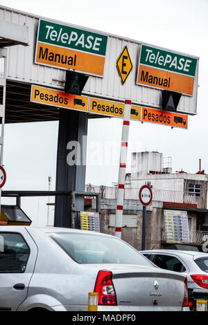 Buenos Aires Argentinien,Nationale Autobahnroute A002 Autopista Teniente General Pablo Riccheri,Autobahn,mautpflichtige Straßensammlung,Auto,Hispanic,ARG1711303 Stockfoto