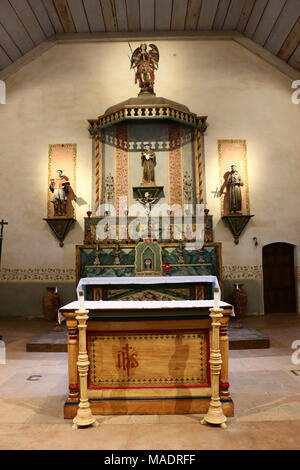 Mission San Antonio de Padua, von Pater Junipero Serra, Jolon, Kalifornien gegründet. Stockfoto