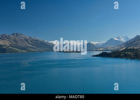 Blick auf den Dart Tal und Berg Earnslaw über den Lake Wakatipu, von Bennett's Bluff, Südinsel, Neuseeland gesehen Stockfoto