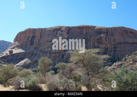 In der Nähe der Spitzkoppe Stockfoto