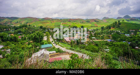 Bergstadt am Sommer, der in Yen Bai, Provinz Northern Vietnam. Stockfoto