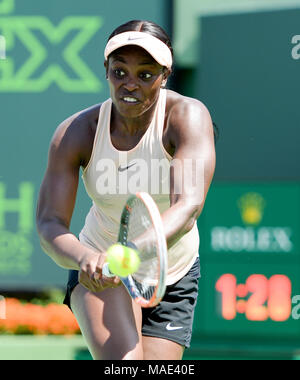 Miami, Key Biscayne, Florida, USA. 31 Mär, 2018. Sloane Stephens (USA) Niederlagen Jelena Ostapenko (LAT) von 7-6 (5), 6-1, im Miami Öffnen bei Crandon Park Tennis Center in Miami, Key Biscayne, Florida gespielt wird. © Karla Kinne/Tennisclix/CSM/Alamy leben Nachrichten Stockfoto