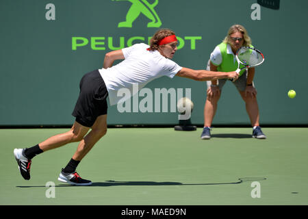 Miami, FL, USA. 1 Apr, 2018. Miami, FL - 1. APRIL: Alexander Zverev (GER) in Aktion im Finale der 2018 Miami offen gehalten Im Tennis Center am Crandon Park am 1. April 2018. Credit: Andrew Patron/Zuma Kabel Credit: Andrew Patron/ZUMA Draht/Alamy leben Nachrichten Stockfoto