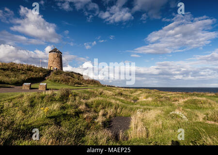 St Monans Windmühle auf der Landspitze in der Nähe von Scottish Küstenort St Monans im East Neuk von Fife, Schottland, Großbritannien Stockfoto