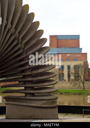 Detail der Quantensprung Skulptur, der das Leben und die Werke von Charles Darwin, in Shrewsbury, Shropshire, England Stockfoto