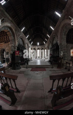 Die außergewöhnliche Architektur des Hl. Conan's Kirk in den Highlands von Schottland - eine Mischung aus architektonischen Stilen auf Loch Awe, Argyll und Bute Stockfoto