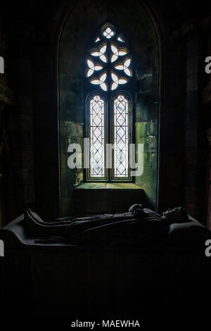 Die außergewöhnliche Architektur des Hl. Conan's Kirk in den Highlands von Schottland - eine Mischung aus architektonischen Stilen auf Loch Awe, Argyll und Bute Stockfoto