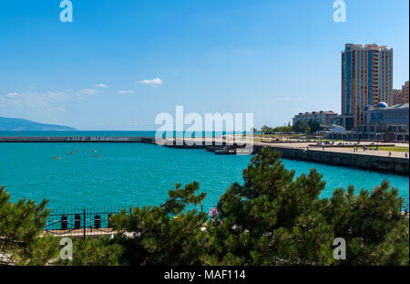 Noworossijsk, Russland - 22. August 2015: noworossijsk ist eine Stadt an der Küste. Bucht von das Schwarze Meer. Eine wichtige Transportation Center, einschließlich Stockfoto