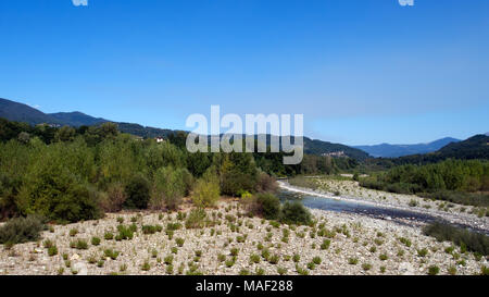 River in der Nähe von Aulla, Lunigiana, Italien Stockfoto