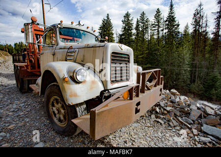 Das vordere Ende des 1960 Internationale VF-195 heavy duty Wrecker, in einem alten Steinbruch, östlich von Clark Gabel, Idaho. Eine alte internationale V-Line Serie Stockfoto