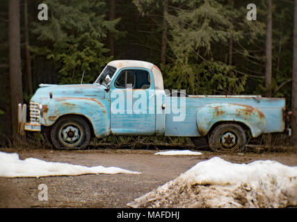 Eine blaue 1949 Studebaker 2 R15 Pickup truck in einem alten Steinbruch, östlich von Clark Gabel Idaho. Stockfoto