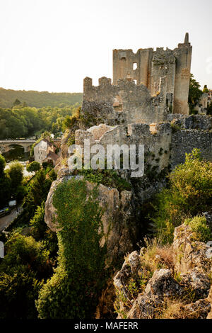 Angles-sur-l'Anglin ist eine französische Gemeinde im Département Vienne in der Nouvelle-Aquitaine Region im Westen Frankreichs. Stockfoto