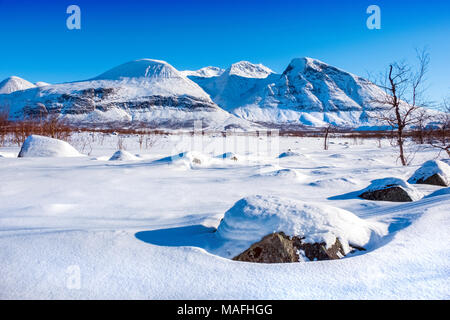 Die Akka Berg Gruppe in Schweden, winter Stockfoto