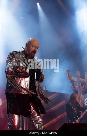 Heavy Metal Legende Judas Priest auf ihre Feuerkraft Tour Tribut Gemeinschaften Zentrum in Oshawa, Ontario, Kanada. Bobby Singh/@fohphoto Stockfoto