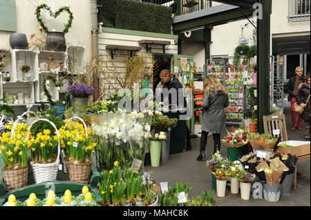 Der eingezäunten Garten Blumenladen Borough Market in London, England Stockfoto