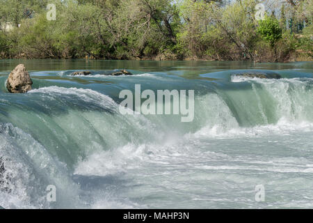 Tolle Aussicht von Manavgat Wasserfall in Antalya, Türkei. Stockfoto