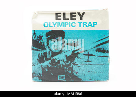 Eine alte Eley Olympic Trap Verpackung der Druckpatrone mit Sir Jackie Stewart OBE. Großbritannien Stockfoto