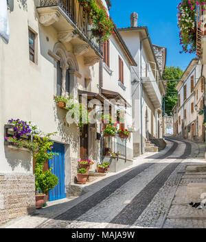 Malerische Anblick in Caramanico Terme, Gemeinde in der Provinz Pescara in den Abruzzen in Italien. Stockfoto