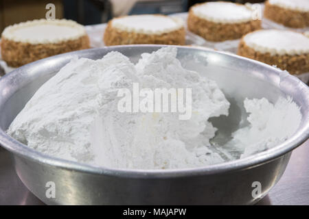 Unhygienische Herstellung von Cookies Stockfoto