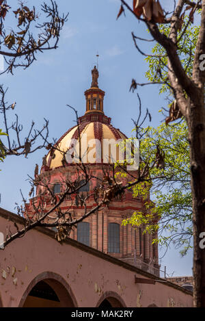 Las Monjas", in San Miguel de Allende, Mexiko. Die markante architektonische Besonderheit ist die Kuppel, gemusterten nach, die auf die Kapelle von Stockfoto