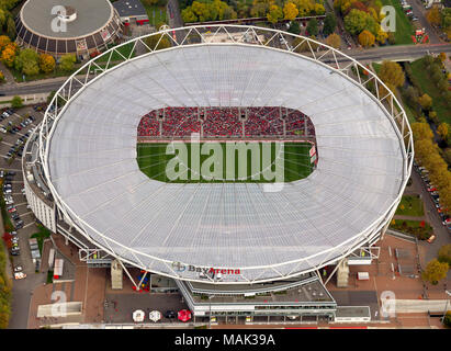 Luftaufnahme, BayArena, Bay Arena, Bayer Leverkusen gegen FSC Mainz 2:2, Fußball-Stadion, Bundesliga, fan Bausteine, Leverkusen, Rheinland,Rhine-We Stockfoto