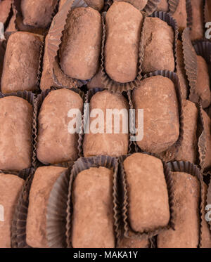 Typische sizilianische Süßes mit Schokolade und Ricotta. italienische Gebäck Tradition. Stockfoto